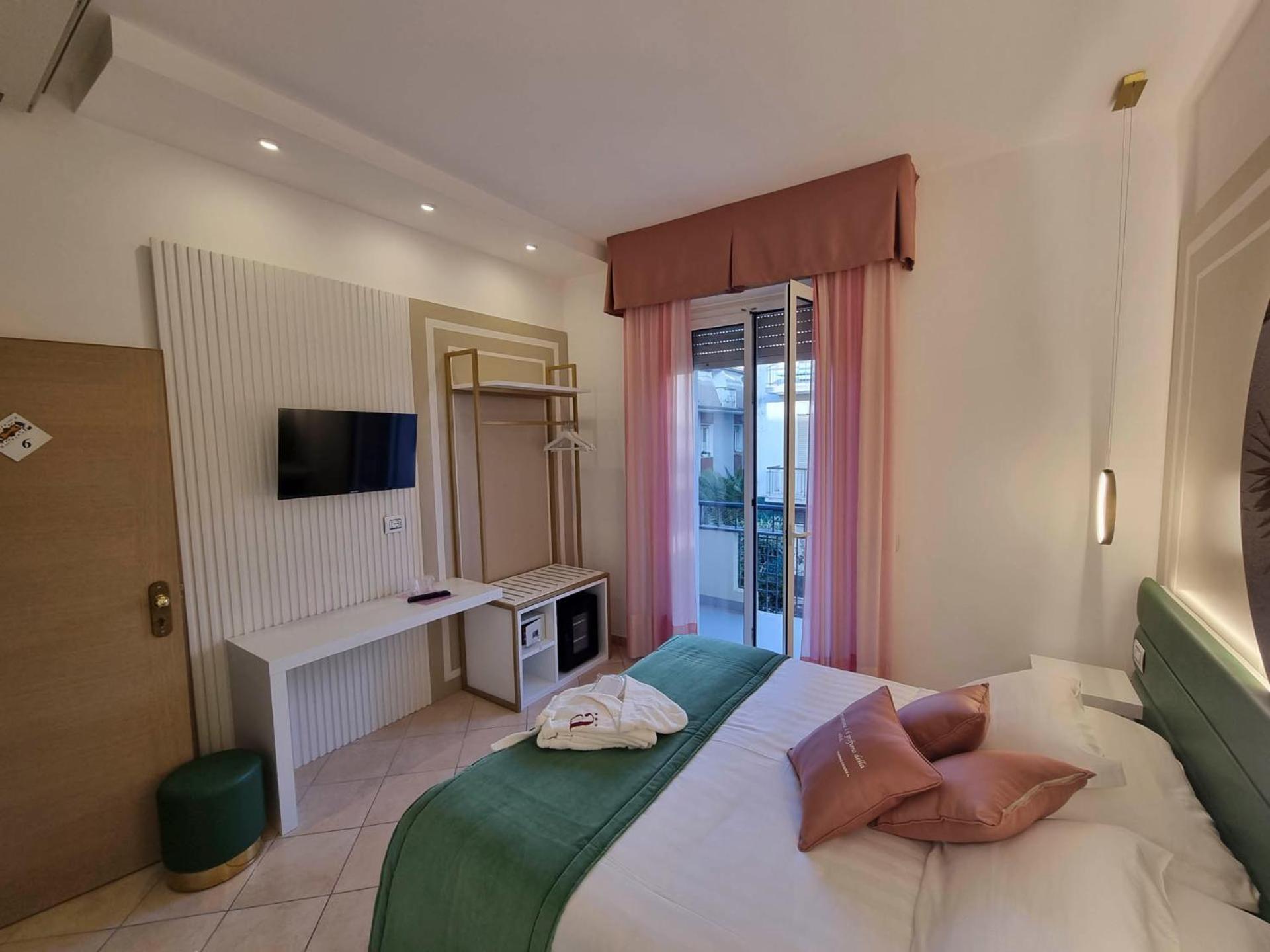 Hotel Angelini Rimini Ngoại thất bức ảnh